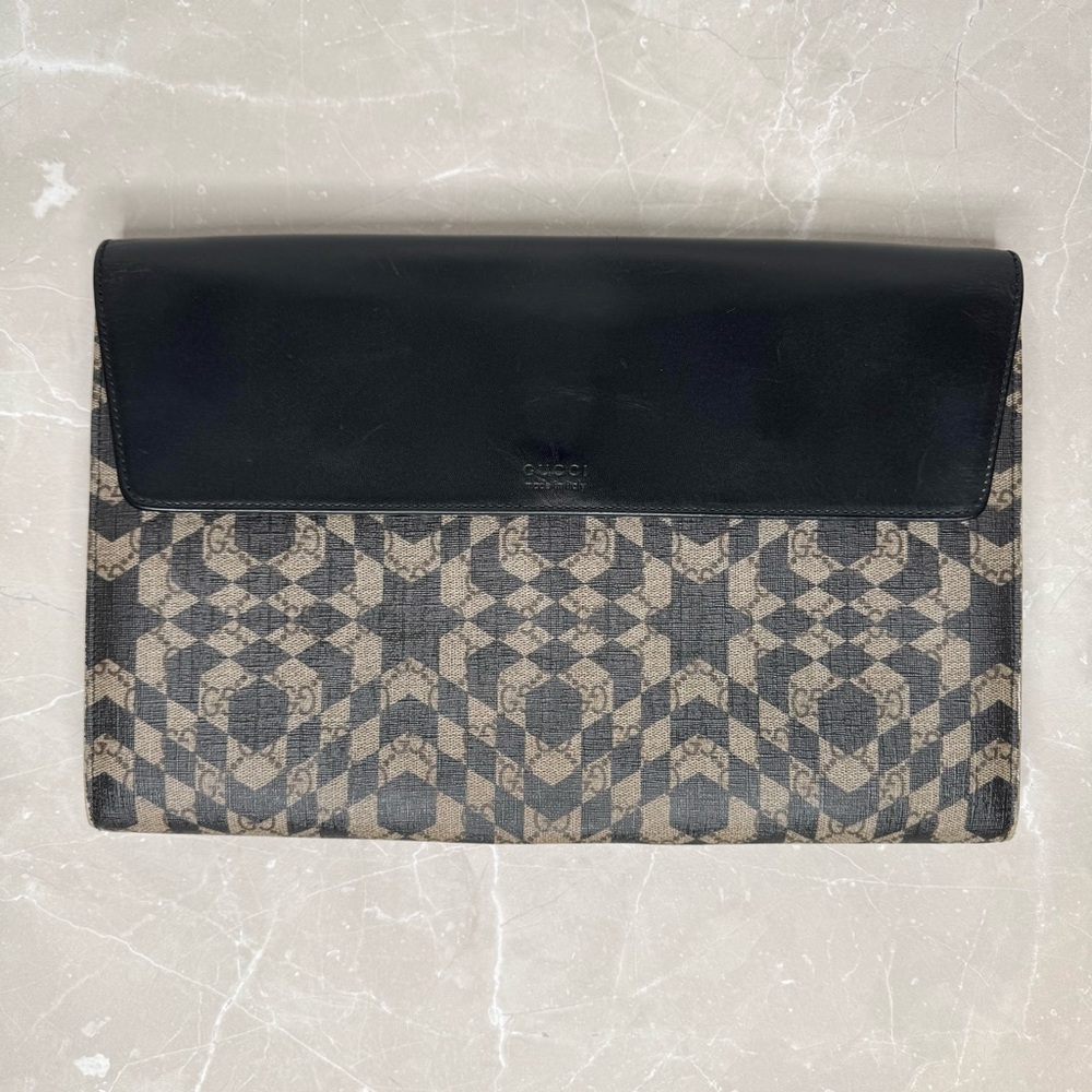 GUCCI GG Supreme Monogram Kaleido Print Coated Canvas & Leather Clutch Bag Black